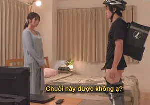 Cô vợ trẻ mê mẩn con cu của anh thợ massage