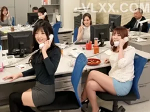Nữ trưởng phòng cô đơn lồn khít bót cặc