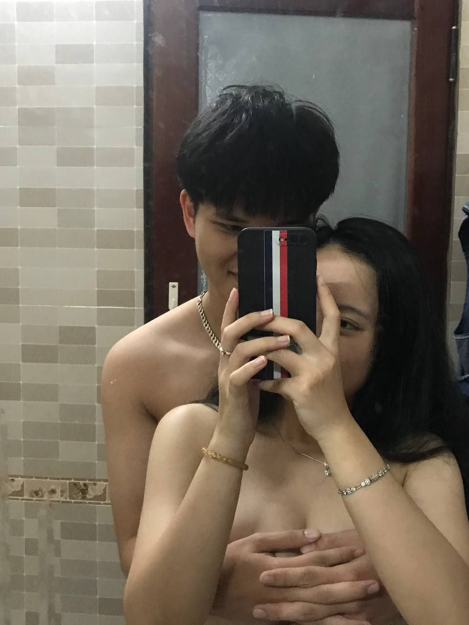 Nửa đêm hiếp dâm cháu hàng xóm nứng lồn